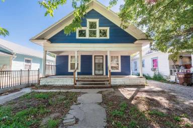 Main picture of 1604 N Topeka St