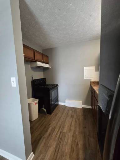 Main picture of 2716 Veach Rd