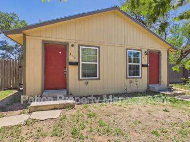 Main picture of 313 SW 35th Ave