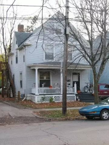 Main picture of 906 E Ann St