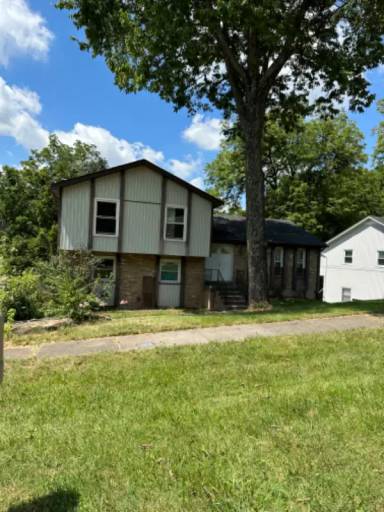 Main picture of 7614 Charron Rd