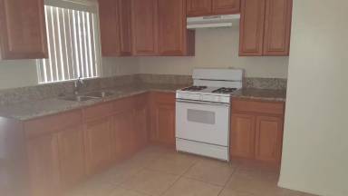 Main picture of 4854 San Bernardino St