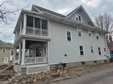 Main picture of 688-690 Oakland Ave