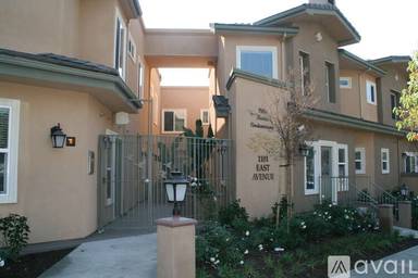 Main picture of 1101 East Ave