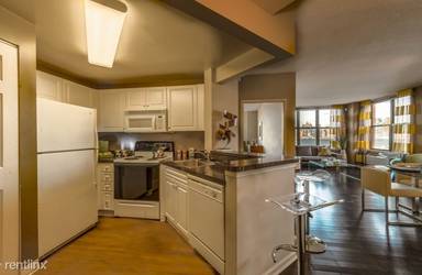Main picture of 55 Riverwalk Place