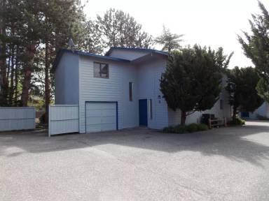 Main picture of Evergreen Square