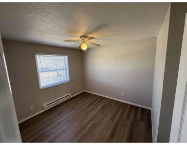 Main picture of 1016 Charles St