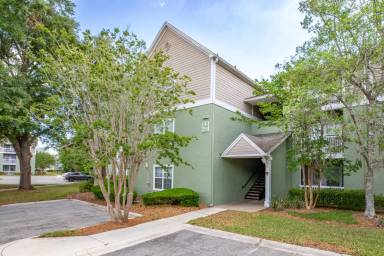 Main picture of Villas of Timberlin Parc Condominiums