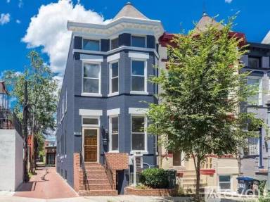 Main picture of 1023 Columbia Rd NW