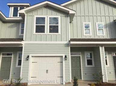 Main picture of Villas at St. Charles