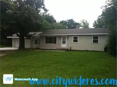 Main picture of 4369 Burton St SE