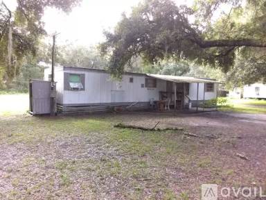 Main picture of 19 SE 411th St