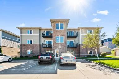 Main picture of Willow Falls Apartments