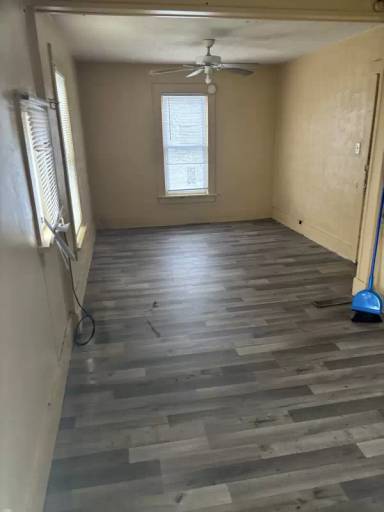 Main picture of 1691 N Edward St