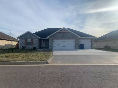 Main picture of 524 Chipmunk Ave