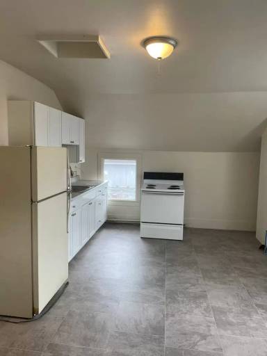 Main picture of 502 Beach Ave