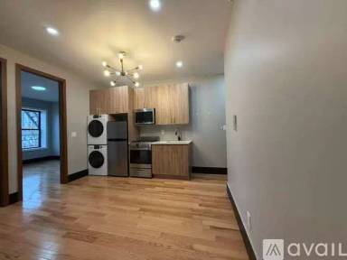 Main picture of 20 Reed St