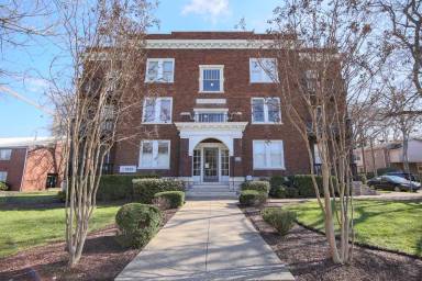 Main picture of 2120 Belmont Blvd