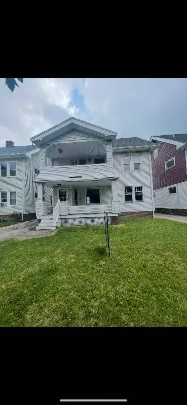 Main picture of 2027 Chesterland Ave