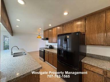Main picture of 1336 Marian Way