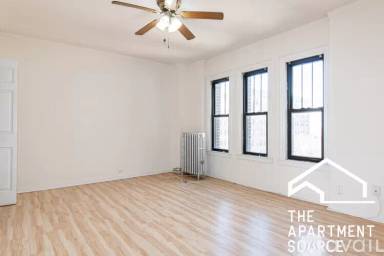 Main picture of W Blair St