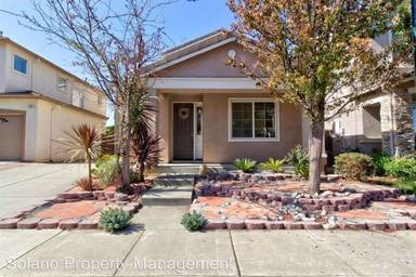 Main picture of 1867 Leaning Oak Dr