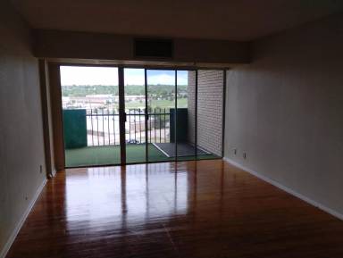 Main picture of 411 Lakewood Cir Apartments
