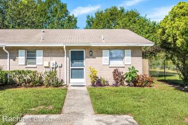 Main picture of 13060 Leverington St