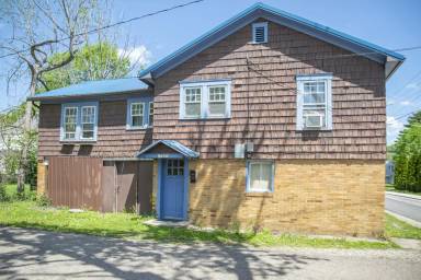 Main picture of 135 Morris Ave