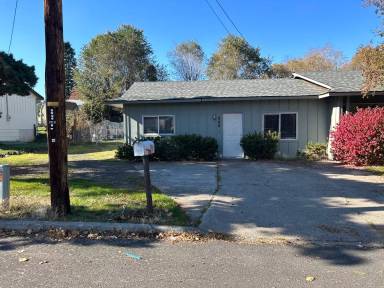 Main picture of 538 SW 3rd St