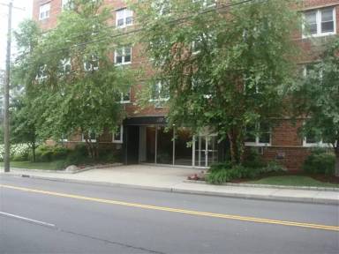 Main picture of 140 Grove Sreet Apartments