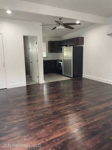 Main picture of 1107 S Ewing Ave