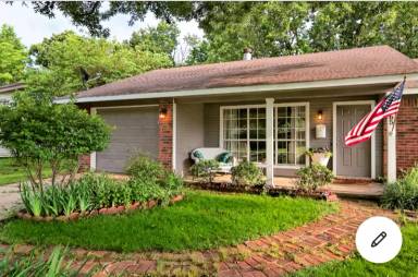 Main picture of 831 W Lorena Ln