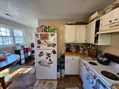 Main picture of 716 New River Dr