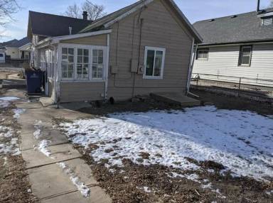 Main picture of 149 6th St