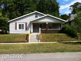 Main picture of 303 Howard St