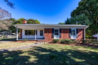 Main picture of 1913 Optimist Ln