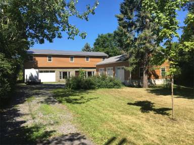 Main picture of 5113 Cedarvale Rd