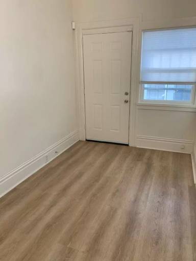 Main picture of 1740-1748 35th Ave