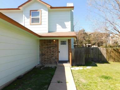 Main picture of 13304 Waverly Ct