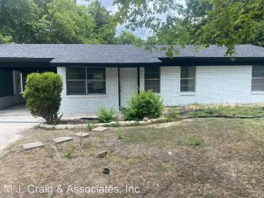 Main picture of 317 Elbert Ln