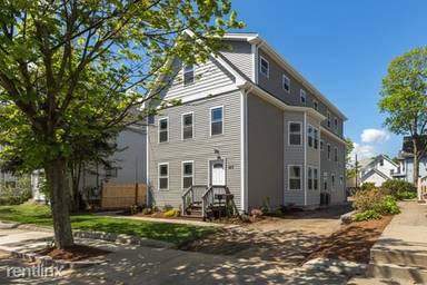 Main picture of 127 Russell St