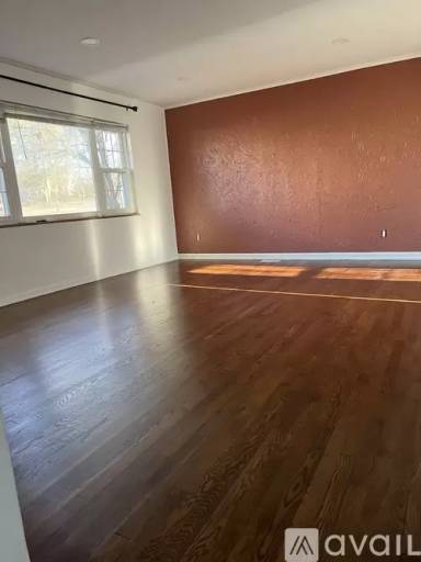 Main picture of 221 Cogdill Rd
