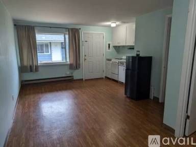 Main picture of 6542 Ravenna Ave NE