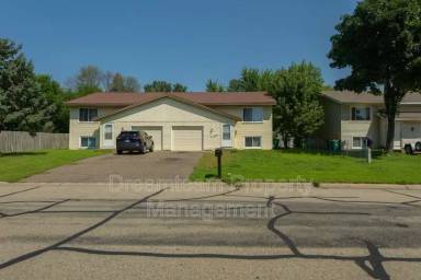 Main picture of 6124 73rd Ave N