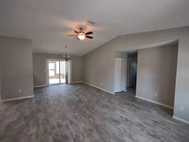 Main picture of 30 Belvedere Ln