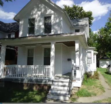 Main picture of 132 Maryland St