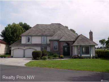 Main picture of 6701 Eagle Dr NE