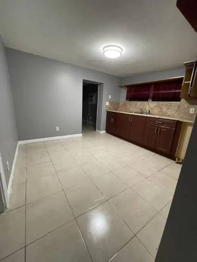 Main picture of 2316 Garfield St