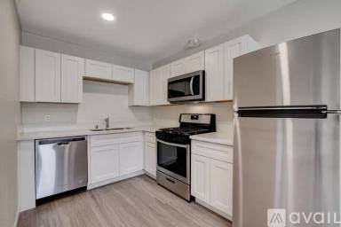 Main picture of 405 S 10th St